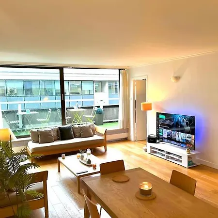 Apartment Champs Elysees-belle Terrasse, Luxueux *