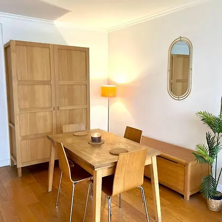 Apartment Champs Elysees-belle Terrasse, Luxueux *